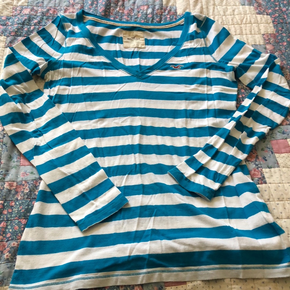 Hollister L long sleeve tee